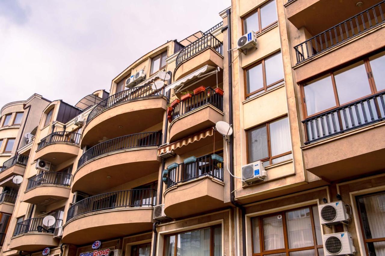 Semiramida Central Studio Varna Exterior foto